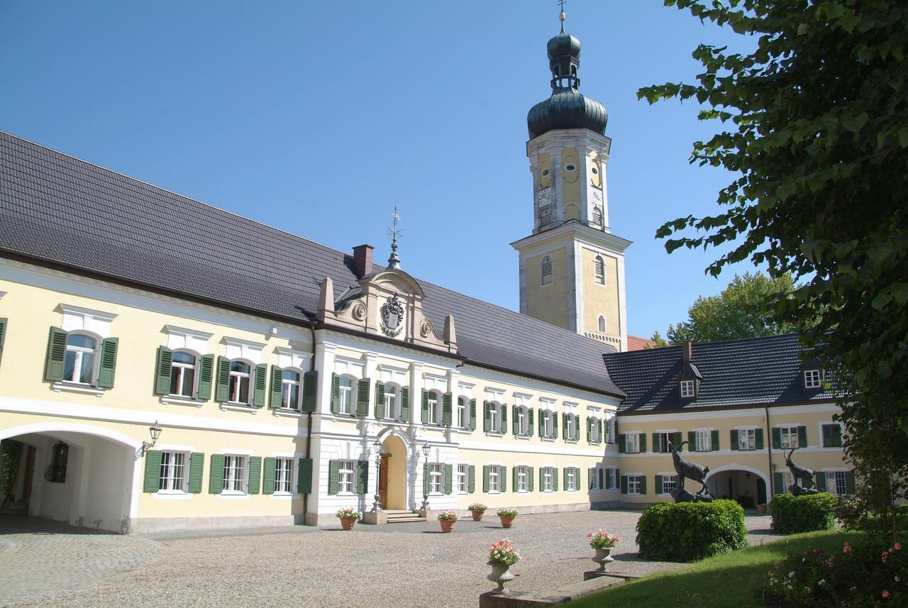 Hotel zur Schloss-Schmiede Kuhbach  Exterior foto